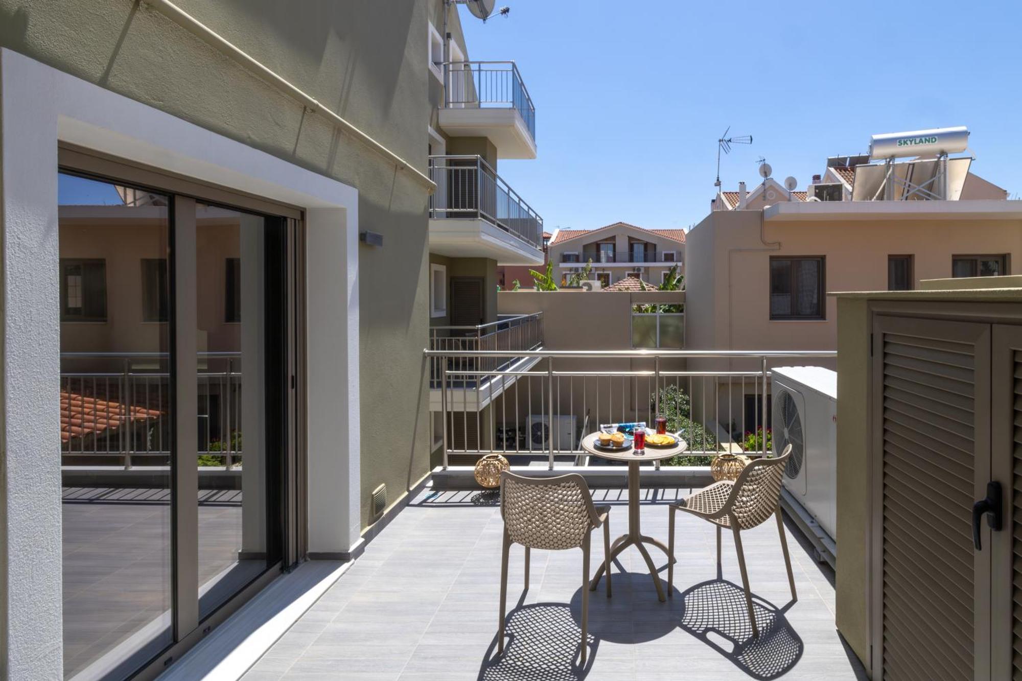Am Suites Kefalonia アルゴストリオン エクステリア 写真